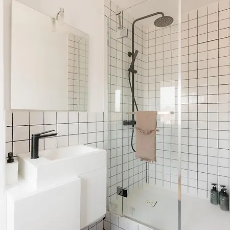 아파트 Penthouse With Terrace 2 Bedrooms 2 Bathrooms