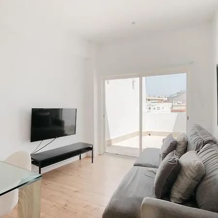 Penthouse With Terrace 2 Bedrooms 2 Bathrooms Apartment *