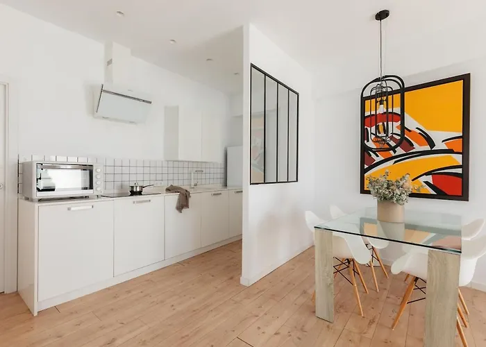 Lägenhet Penthouse With Terrace 2 Bedrooms 2 Bathrooms *