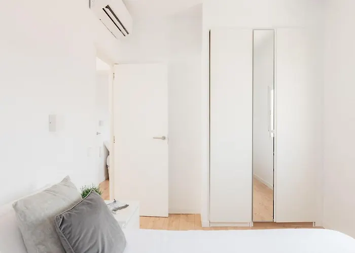 Lägenhet Penthouse With Terrace 2 Bedrooms 2 Bathrooms Valencia