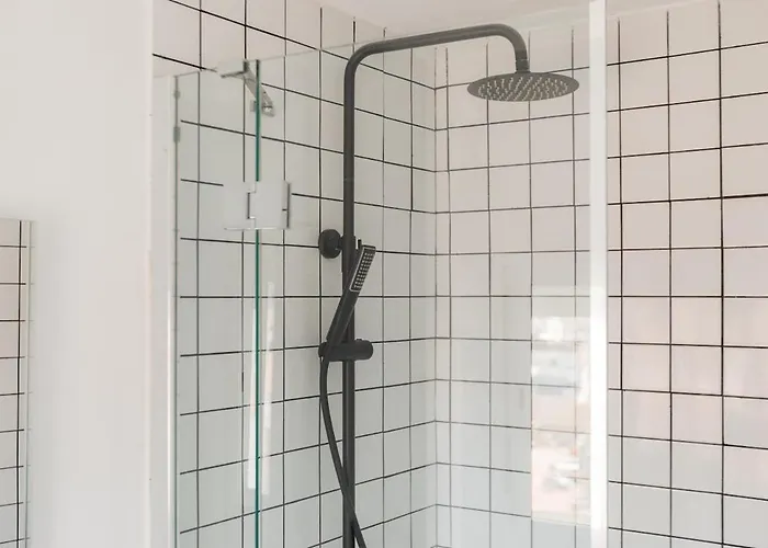 Penthouse With Terrace 2 Bedrooms 2 Bathrooms Lägenhet